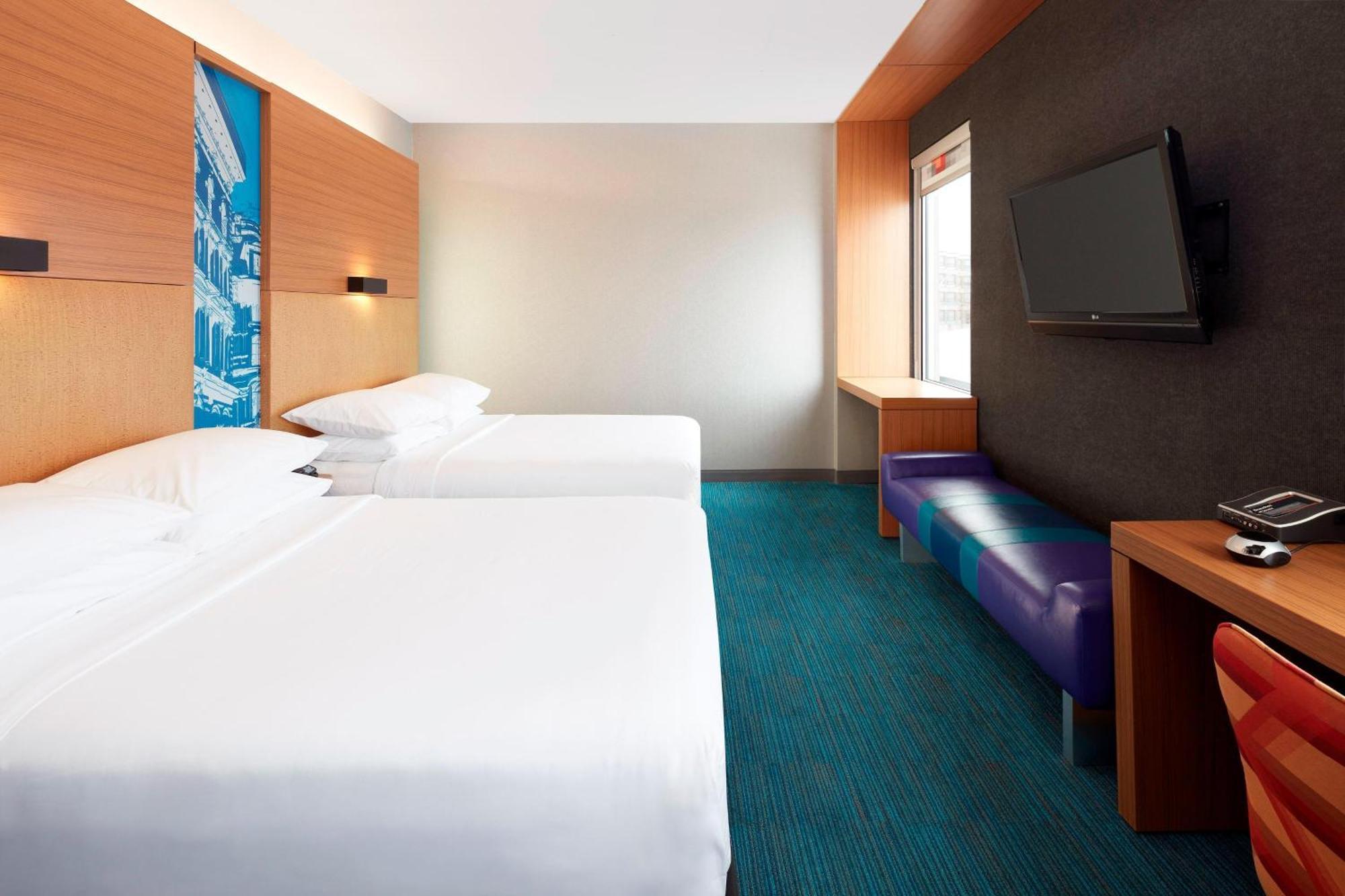 Готель Aloft Montreal Airport Дорваль Екстер'єр фото